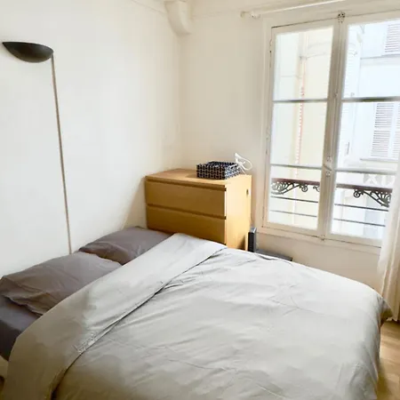 Devenez Voisin Du President Apartment Paris